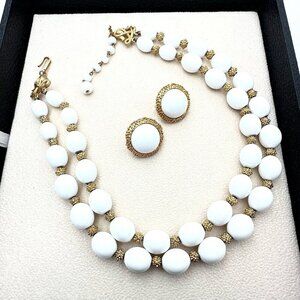 Vintage Trifari Womens Necklace Earrings Set Gold Tone White Beaded
